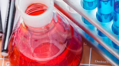 Chemical arrangement and liquids